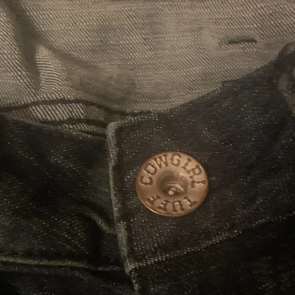 Cowgirl Tuff 'Aztec Flare' Mid Rise Flare Jean - 28x32 - Picture 12 of 13